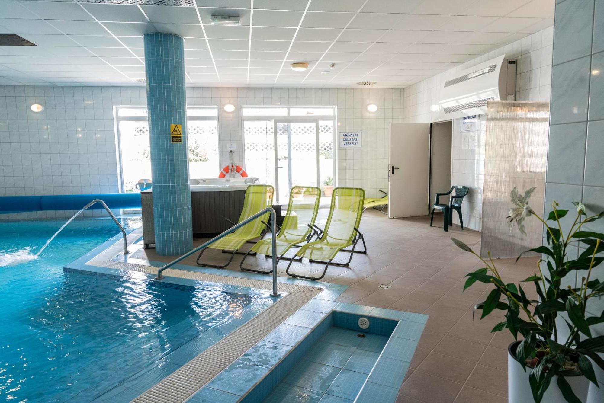 Bagoly Fogado Hotell Gyömrő Exteriör bild
